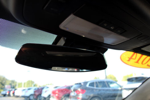 Used 2014 Chevrolet Camaro SS image 17