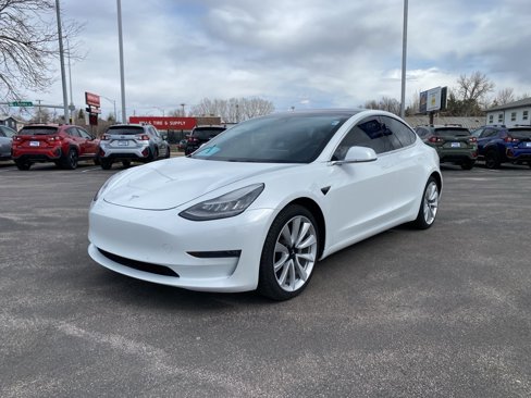 Used 2018 Tesla Model 3 Long Range image 3