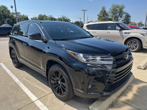 Used 2019 Toyota Highlander SE image 6