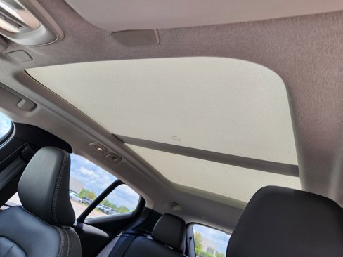 New 2025 Volvo XC40 B5 Core w/ Climate Package image 24