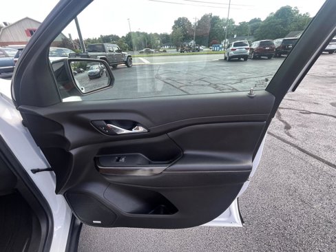 Used 2019 GMC Acadia SLT image 12