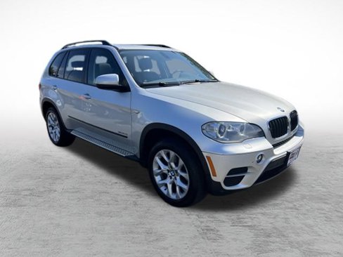 Used 2013 BMW X5 xDrive35i image 3