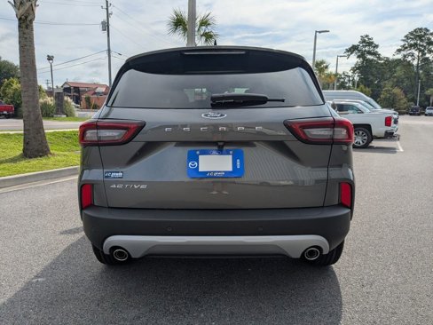 New 2025 Ford Escape Active image 8
