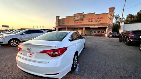 Used 2016 Hyundai Sonata SE image 15