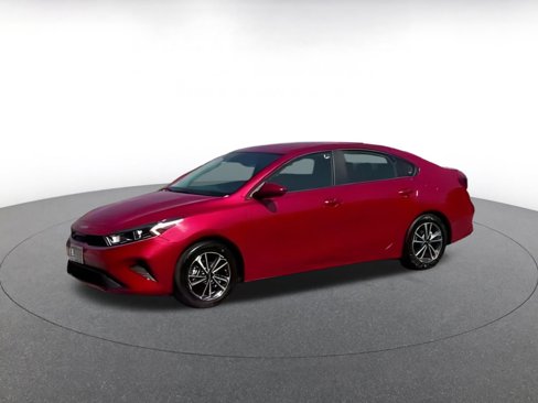 Used 2024 Kia Forte LXS image 12