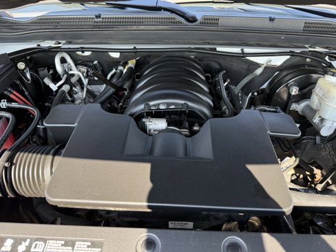 Used 2019 Chevrolet Suburban LT image 31