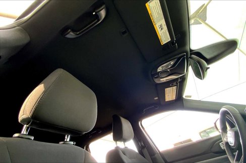 Certified 2023 Jeep Compass Sport image 13