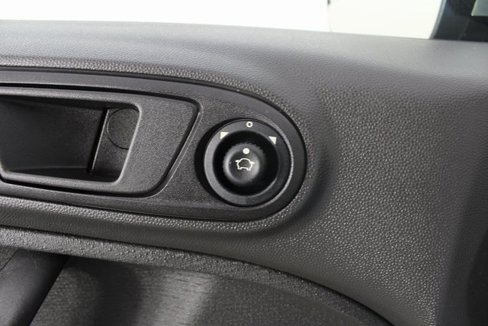 Used 2015 Ford Fiesta S image 13
