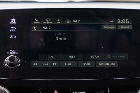 Used 2022 Honda Pilot Touring image 11