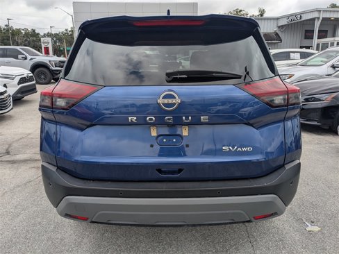 Used 2022 Nissan Rogue SV image 4