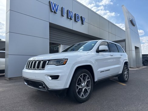 Used 2018 Jeep Grand Cherokee Limited image 1