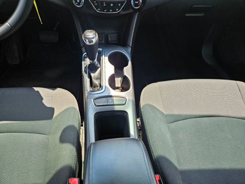 Used 2018 Chevrolet Cruze LT w/ RS Package image 19