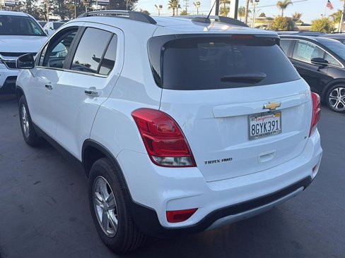Used 2018 Chevrolet Trax LT w/ LT Convenience Package image 5