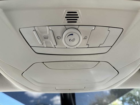 Used 2015 Ford C-MAX SEL w/ Equipment Group 302A image 32