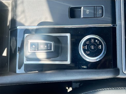 Used 2024 Mitsubishi Outlander SE image 19