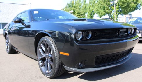 Used 2019 Dodge Challenger SXT w/ Blacktop Package image 7