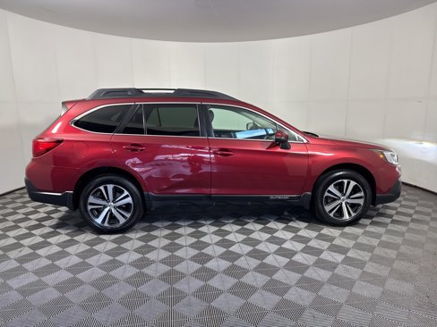 Used 2018 Subaru Outback 2.5i Limited image 6