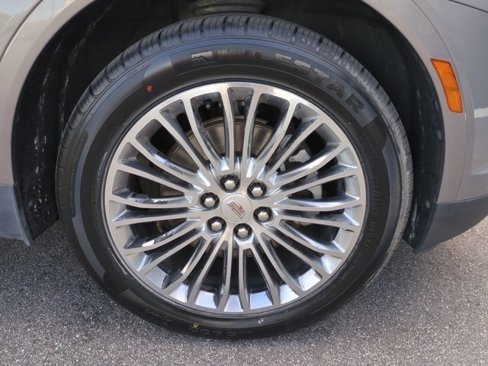 Used 2019 Cadillac XT5 Premium Luxury image 11