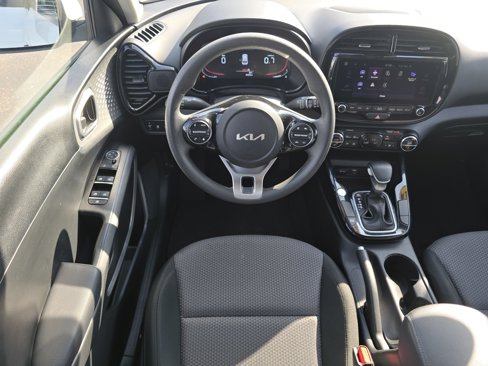 Used 2024 Kia Soul S image 31