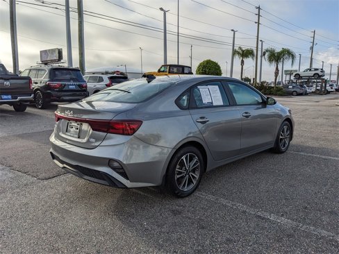 Used 2023 Kia Forte LXS image 7