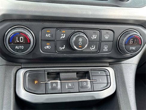 Used 2023 GMC Acadia SLT image 19