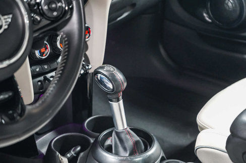 Used 2019 MINI Cooper S w/ Premium Package image 26