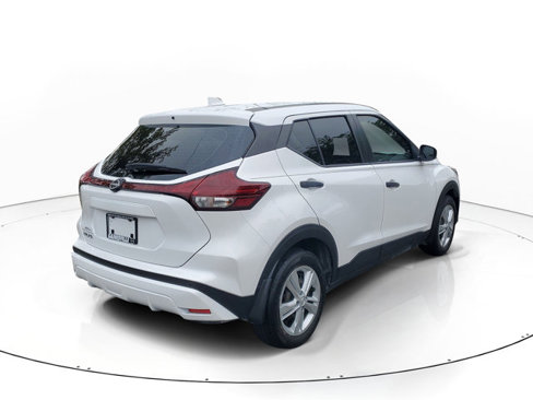 Used 2024 Nissan Kicks S image 4