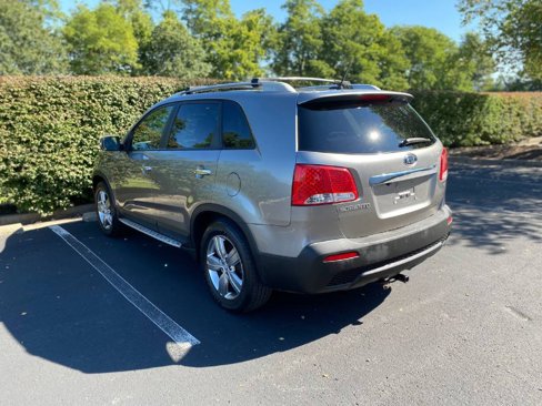 Used 2012 Kia Sorento EX w/ Premium Plus Pkg image 4