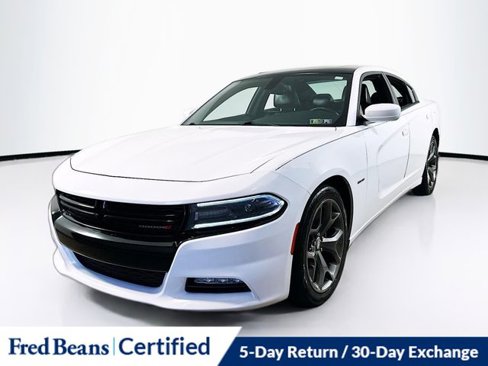 Used 2016 Dodge Charger R/T w/ Plus Group image 3