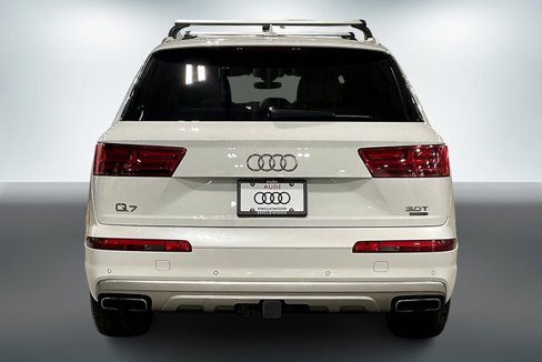 Used 2018 Audi Q7 3.0T Prestige image 4