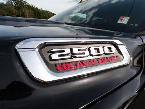 Used 2019 RAM 2500 Laramie image 17