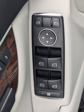 Used 2012 Mercedes-Benz C 300 4MATIC Sedan image 17