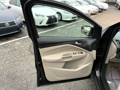 Used 2013 Ford Escape SE image 19