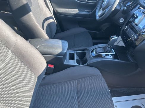 Used 2018 Nissan Rogue Sport S w/ S Appearance Package image 5