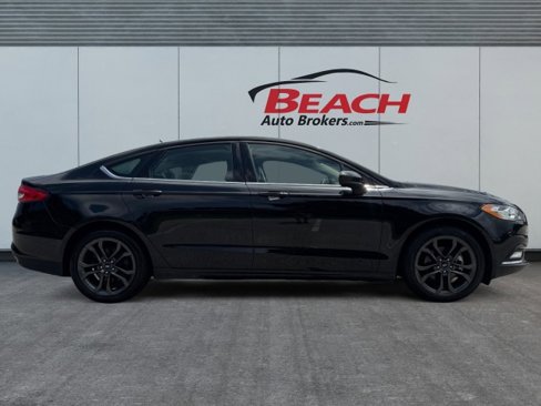 Used 2018 Ford Fusion SE w/ Equipment Group 201A image 11