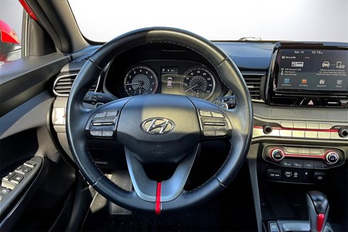 Used 2019 Hyundai Veloster 2.0 Premium image 10