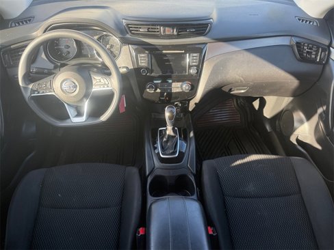 Used 2021 Nissan Rogue Sport S image 26