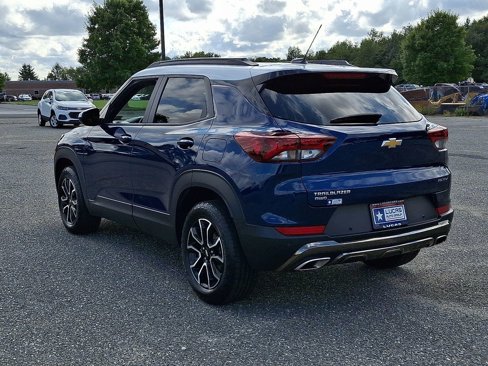 Used 2022 Chevrolet TrailBlazer ACTIV w/ Sun and Liftgate Package image 8