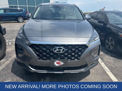 Used 2019 Hyundai Santa Fe SEL image 2