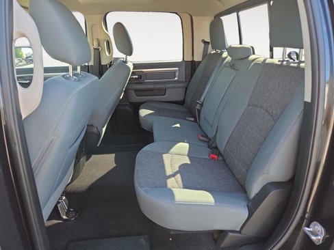 Used 2018 RAM 1500 Classic SLT image 18