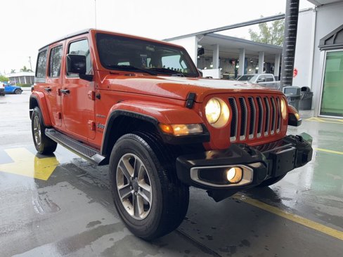 Used 2018 Jeep Wrangler Unlimited Sahara image 4