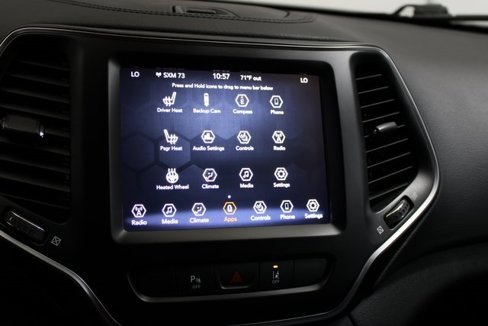 Used 2021 Jeep Cherokee Latitude Lux w/ Comfort/Convenience Group image 16