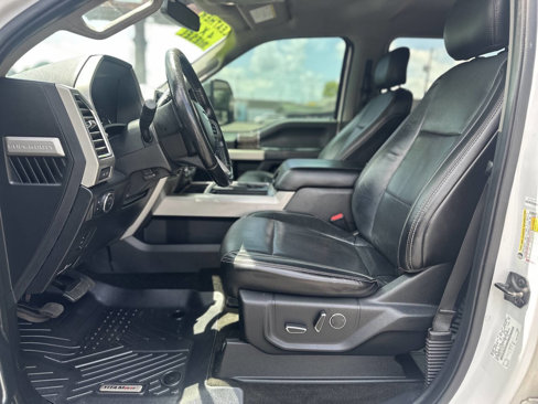 Used 2017 Ford F250 Lariat w/ Chrome Package image 15