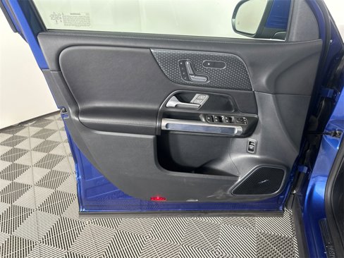 Certified 2024 Mercedes-Benz GLB 250 4MATIC image 10