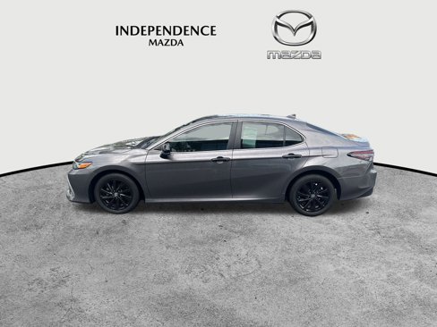 Used 2024 Toyota Camry LE image 6