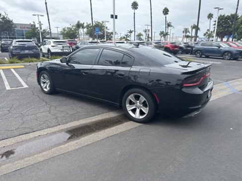 Used 2017 Dodge Charger SXT w/ Blacktop Package image 21