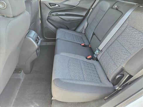 Used 2022 Chevrolet Equinox LT image 18