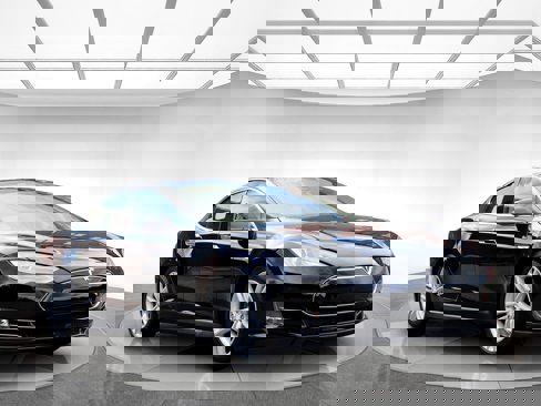 Used 2015 Tesla Model S 85D image 3