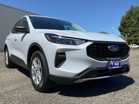 New 2025 Ford Escape Active image 64