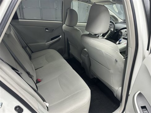 Used 2014 Toyota Prius Two image 13